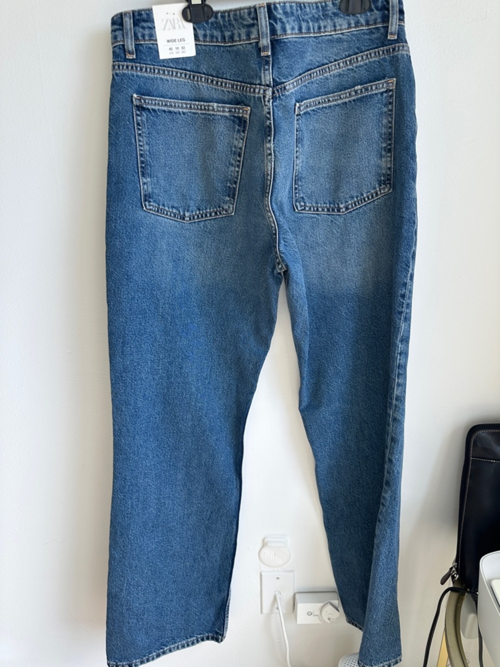 Zara Blue Wide-Leg Denim Jeans